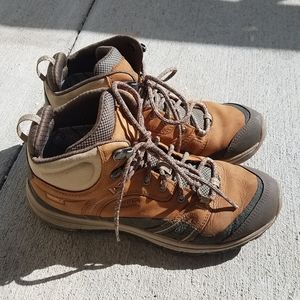 Keen Terradorra II hiking boots